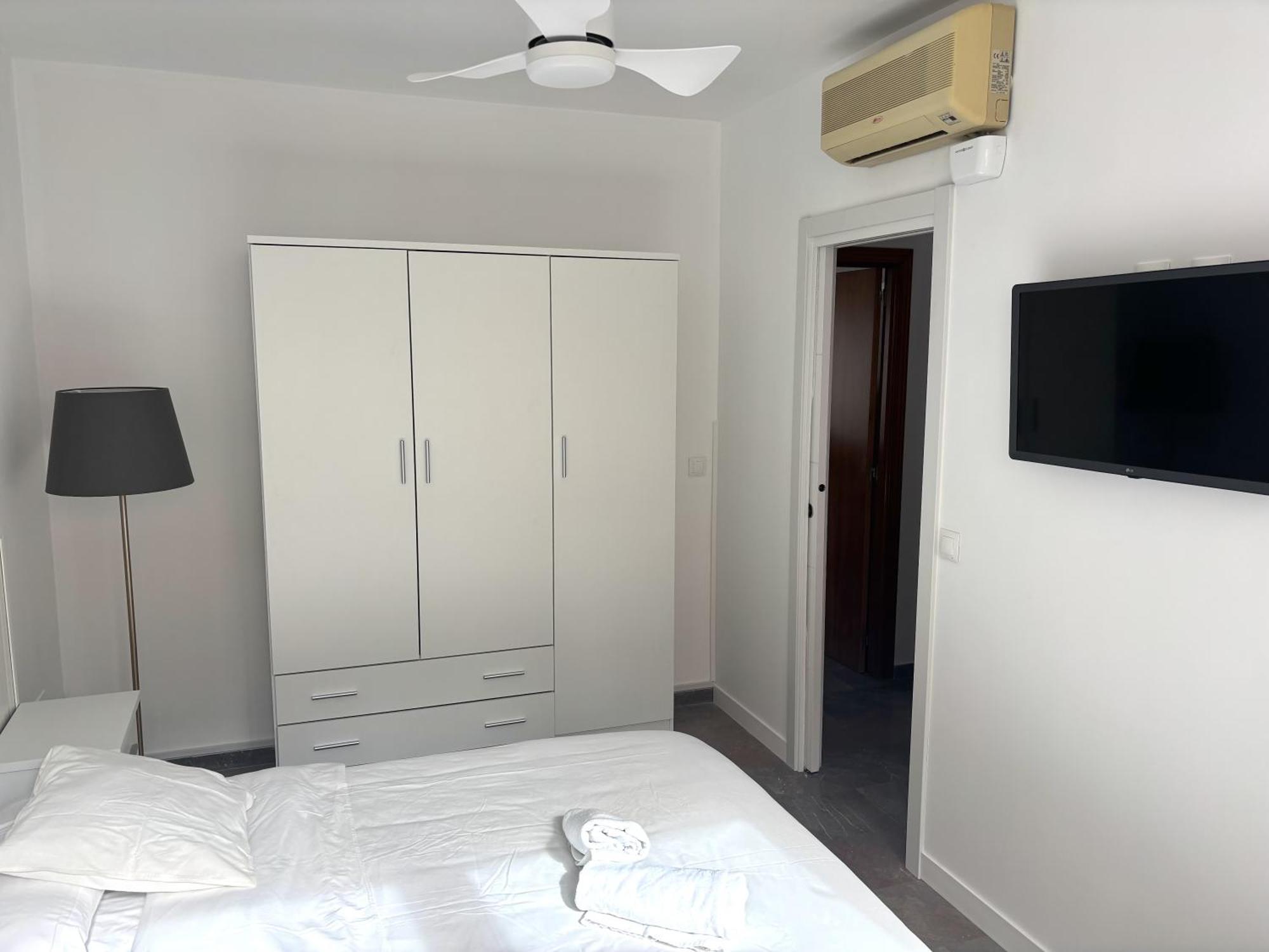 Apartamento Antonio By Solymar Holiday Torre Del Mar Esterno foto